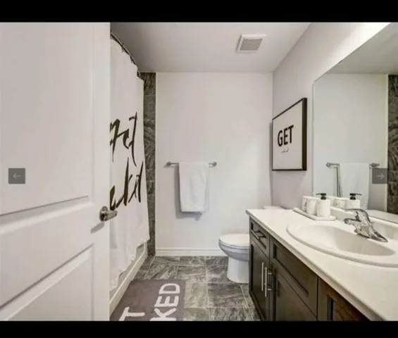 Villa 5000 bathroom