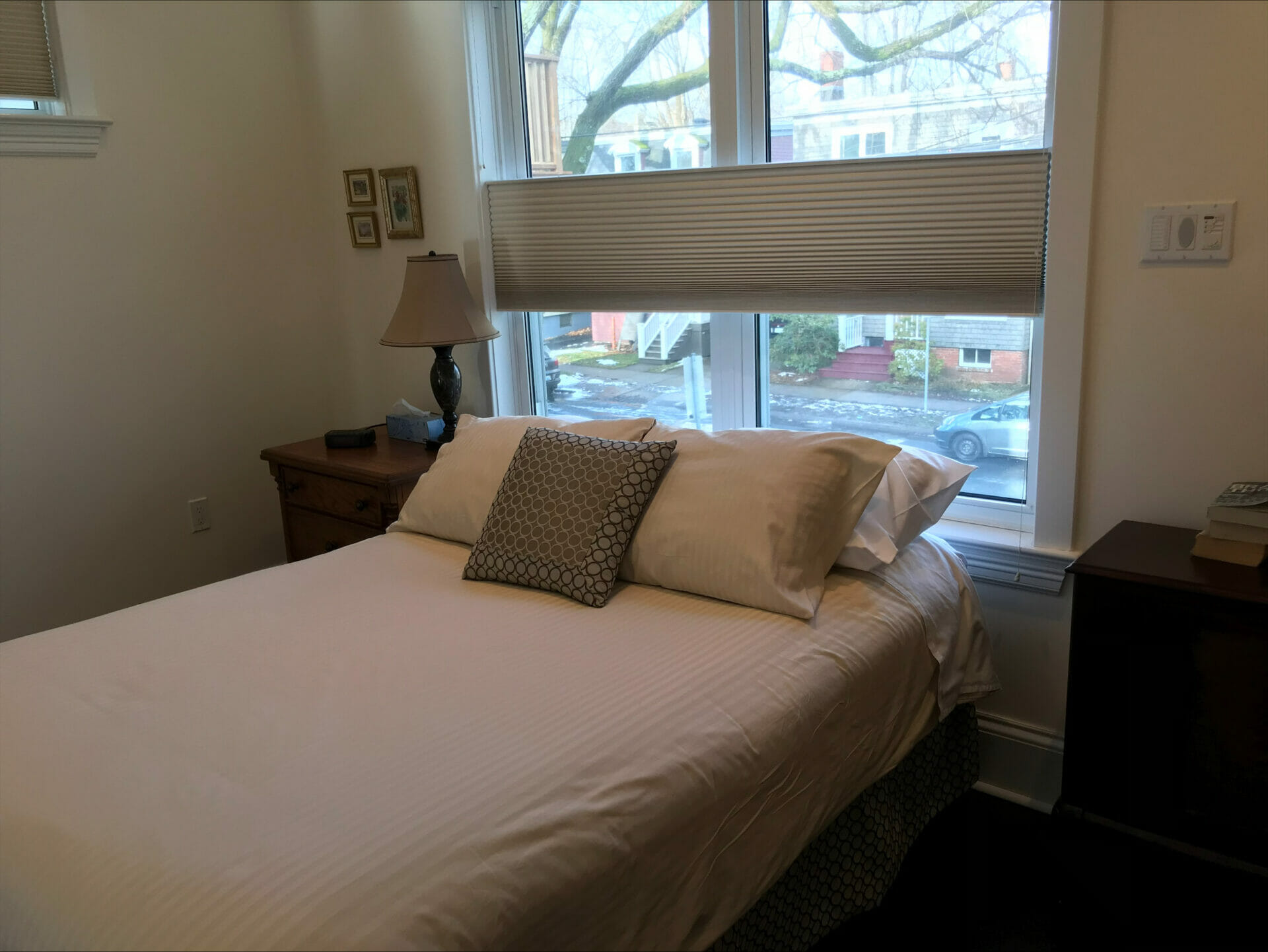 Primary bed