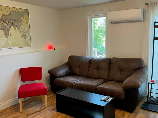Living Room - 5
