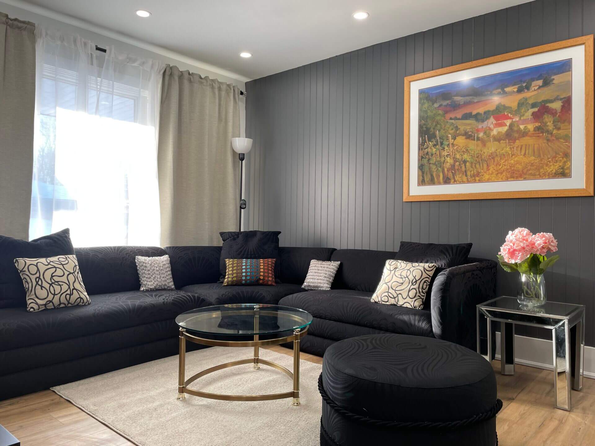 745 GLENGROVE LIVINGROOM1
