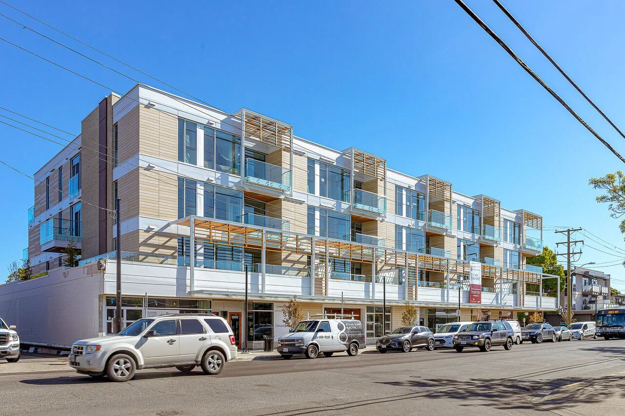 01-primary-common-exterior