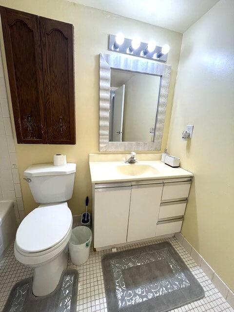 Bathroom_1