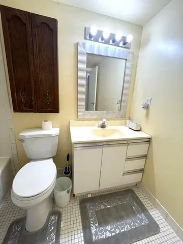 Bathroom_1