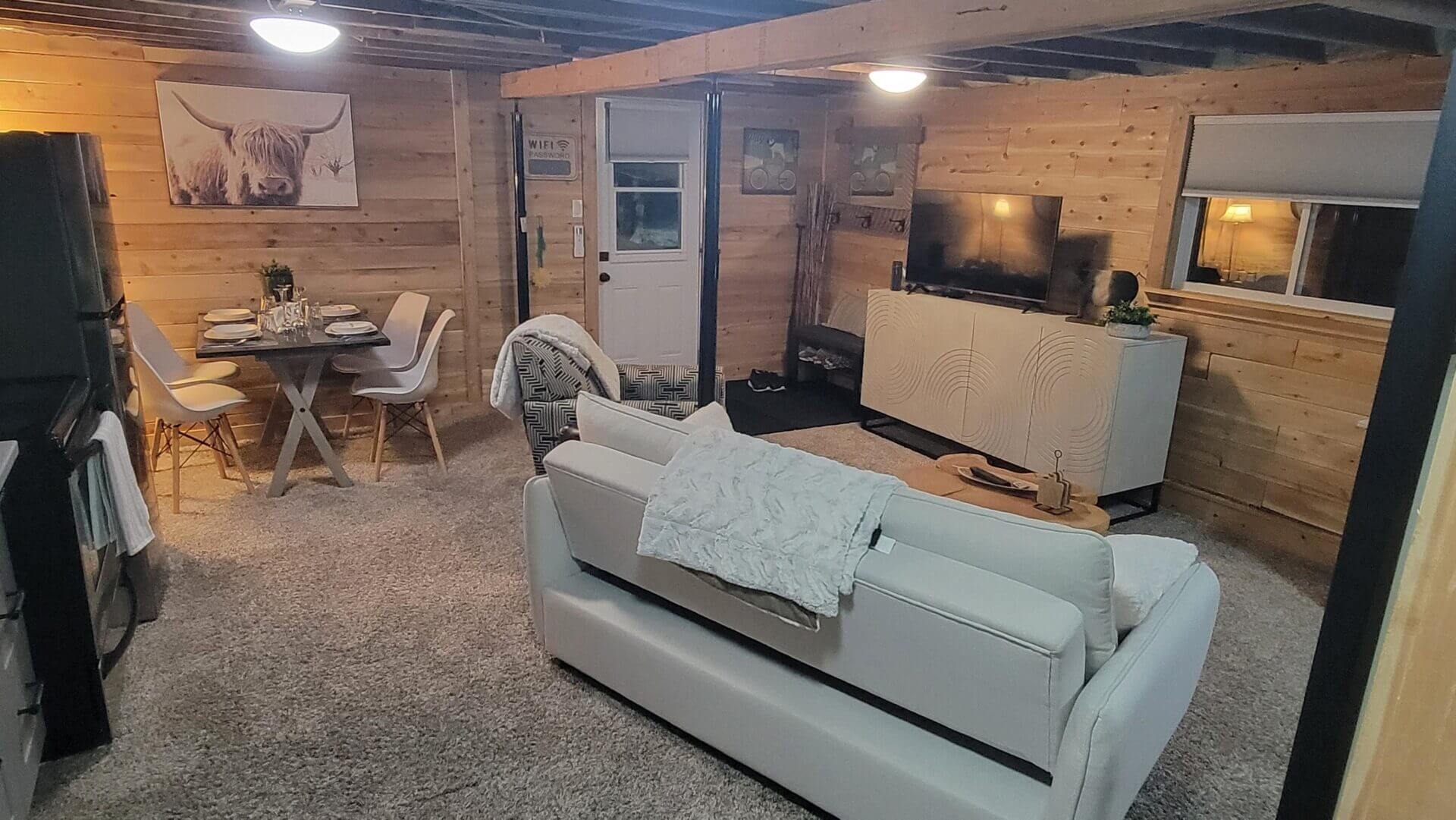 Living room (2)