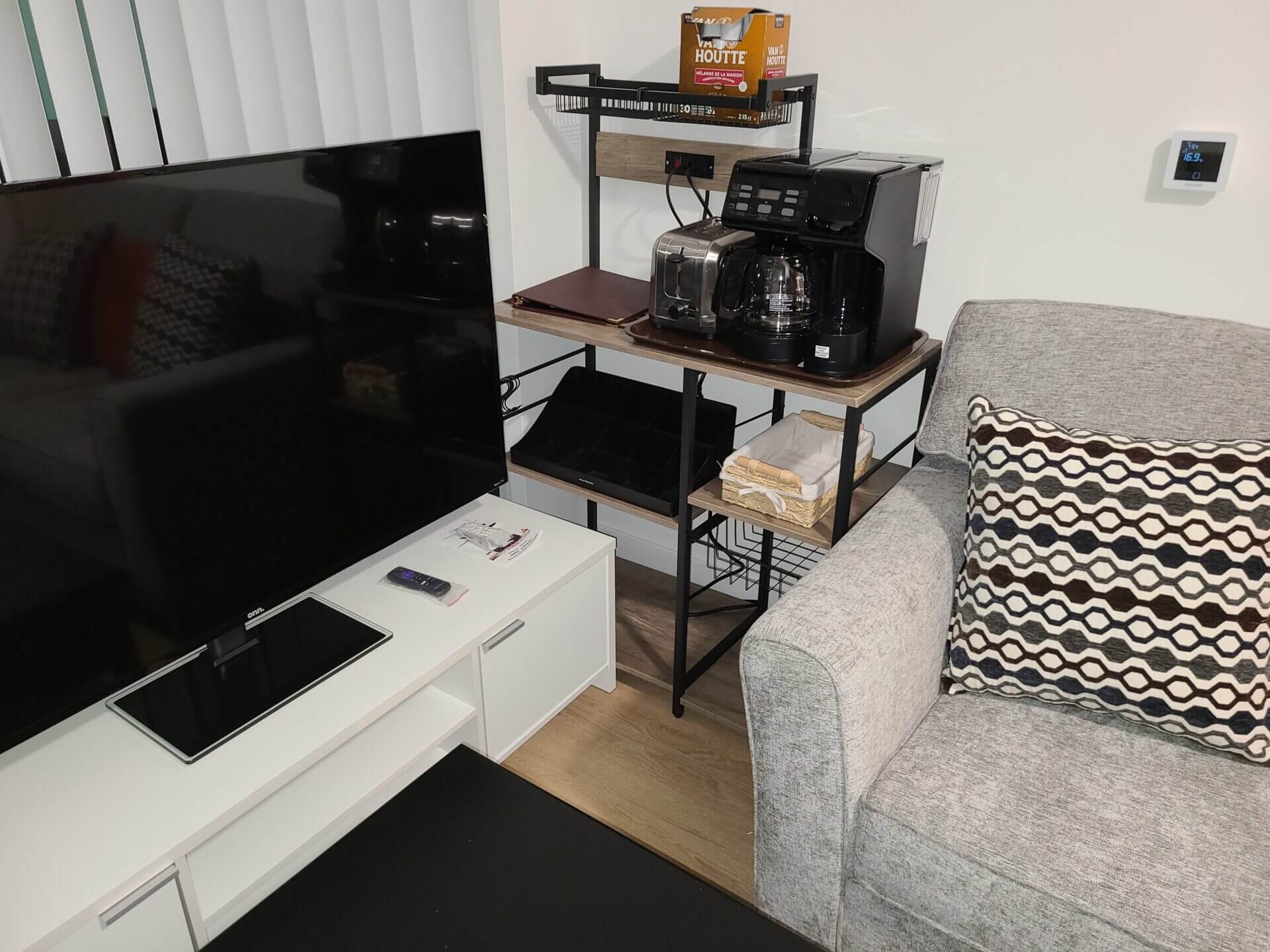 LivingRoom3