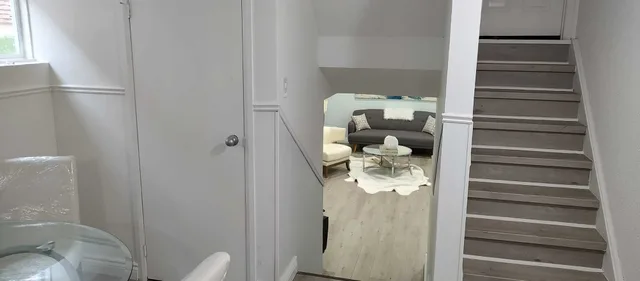 livingrm entrance