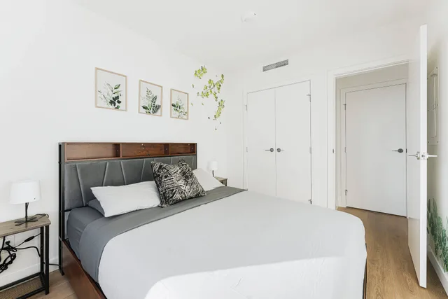 318Alderson(3of28)