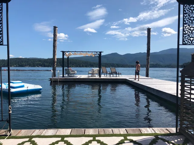 Sproatlake House Dock